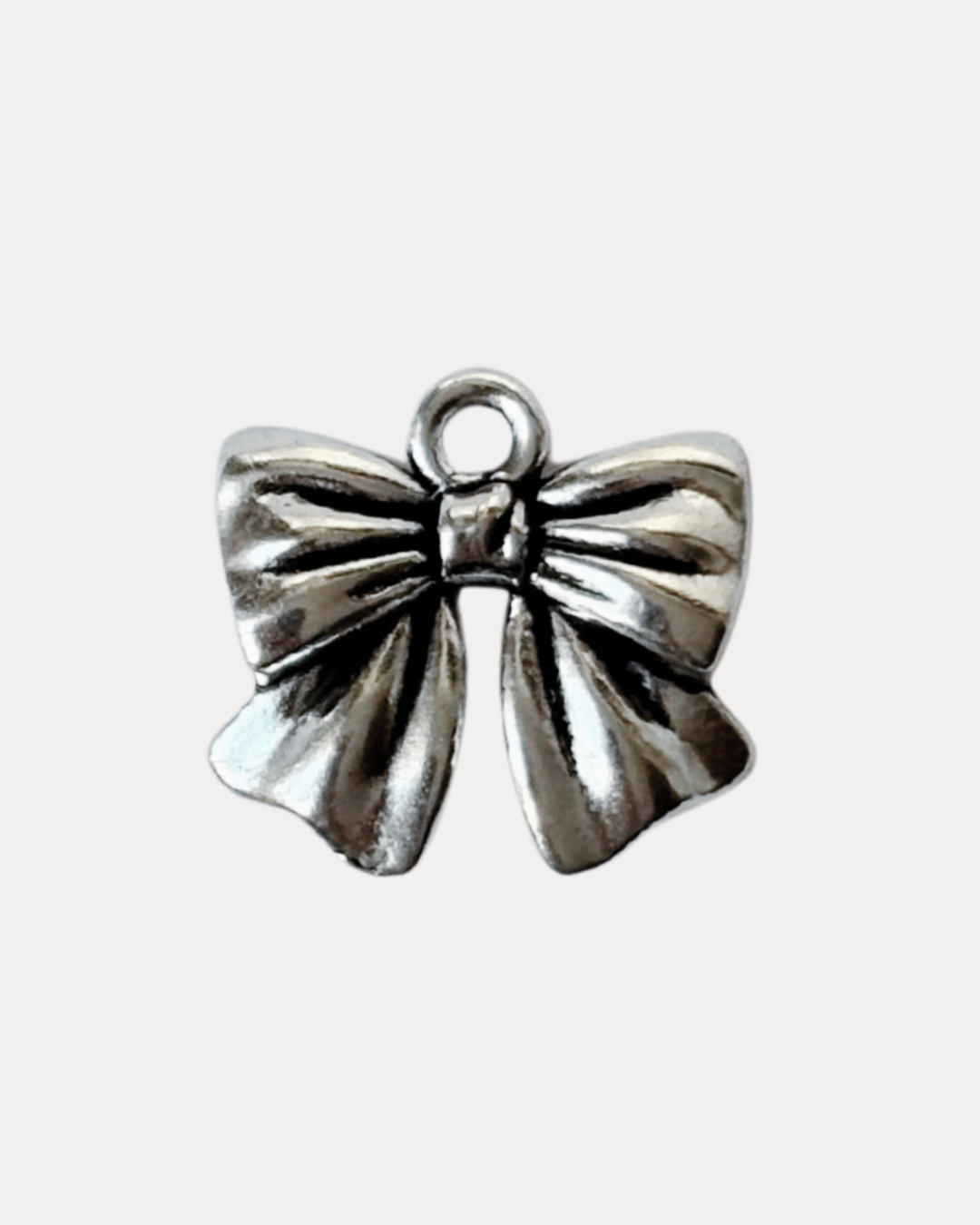 Charm Nœud argenté